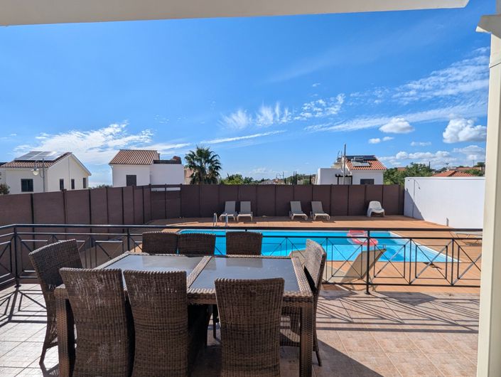 Image No.47-2 Bed Property for sale