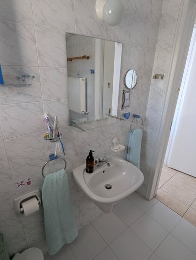 Image No.26-3 Bed Property for sale