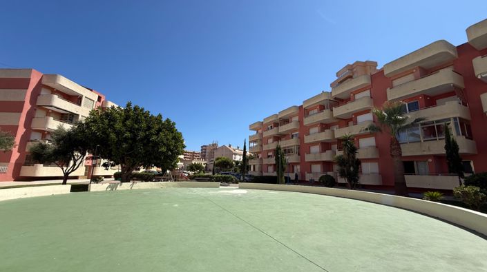 Image No.22-2 Bed Property for sale