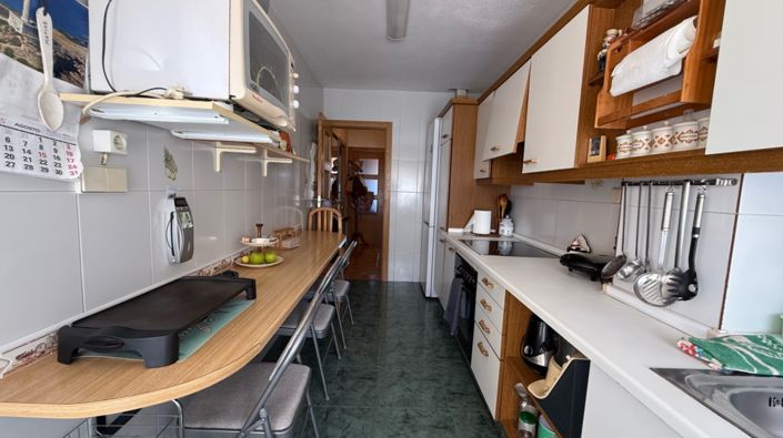 Image No.3-2 Bed Property for sale