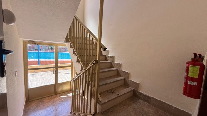 Image No.30-2 Bed Property for sale