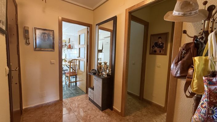 Image No.9-2 Bed Property for sale