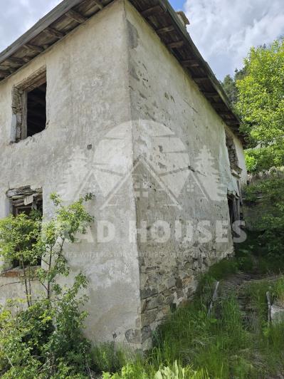 Image No.9-3 Bed Village House for sale