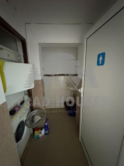 Image No.18-Commercial for sale