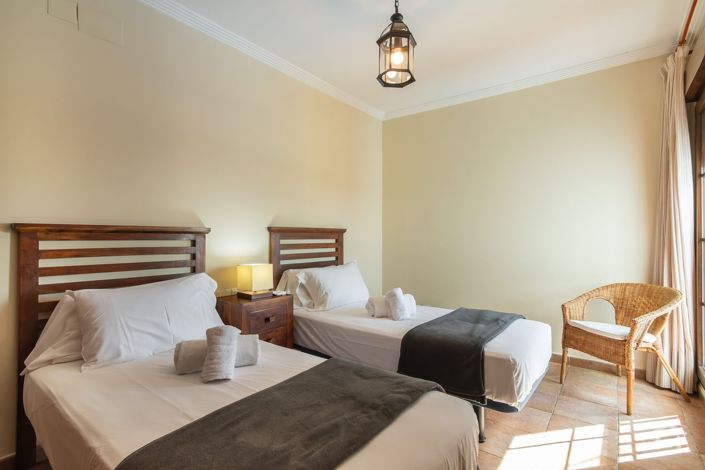 Image No.35-2 Bed Apartment for sale