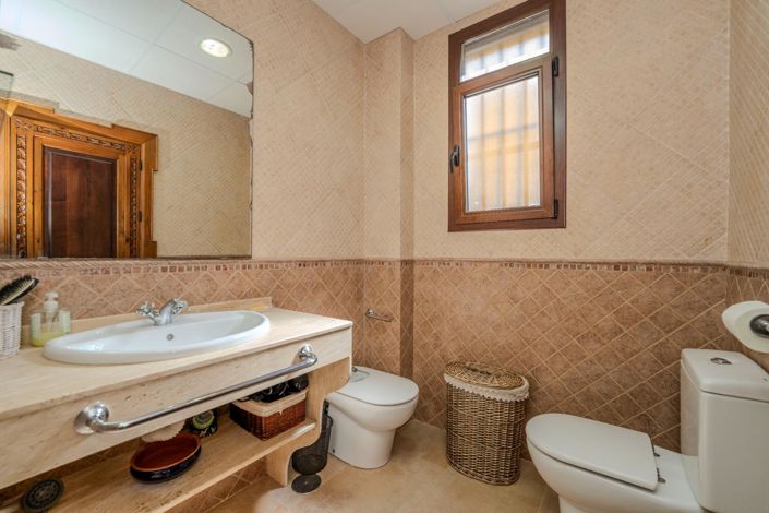Image No.27-4 Bed Cortijo for sale