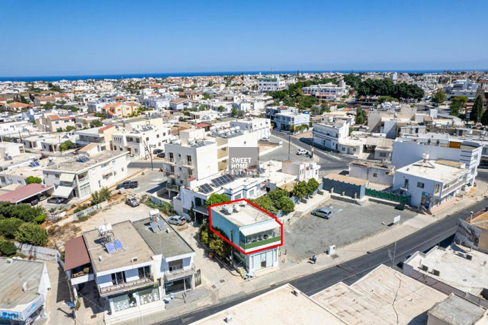 Image No.2-Commercial à vendre à Paralimni