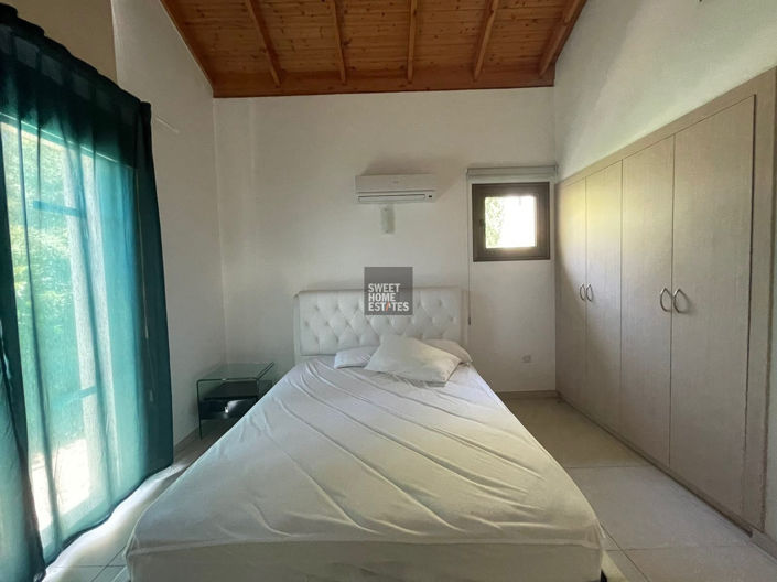 Image No.18-2 Bed House for sale