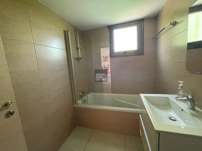 Image No.22-2 Bed House for sale