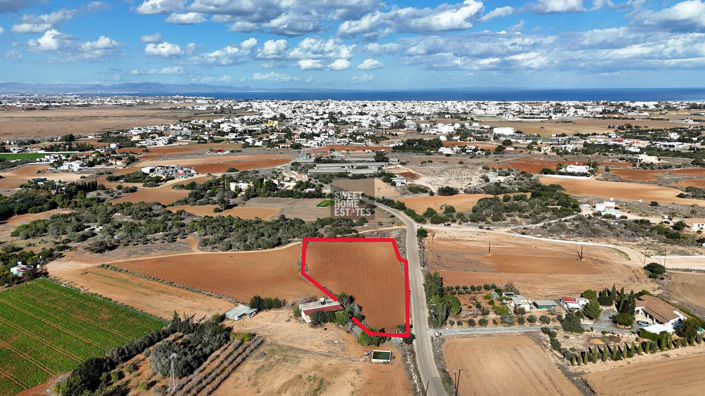 Image No.3-Terre à vendre à Paralimni