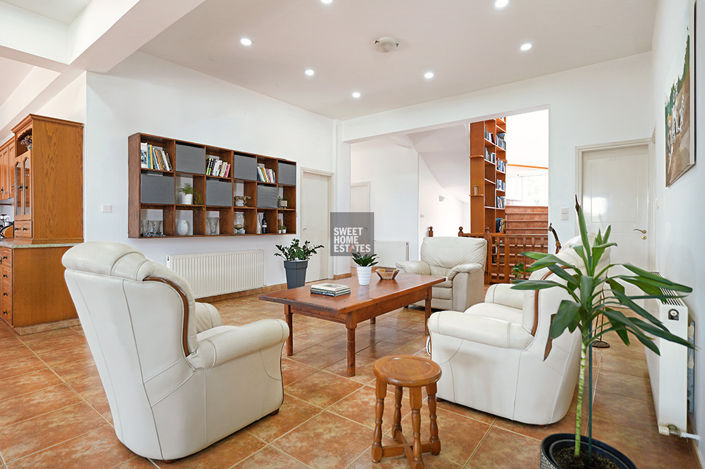 Image No.20-3 Bed House for sale