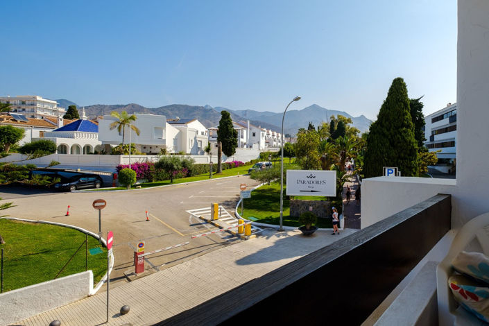 Image No.17-2 Bed Property for sale