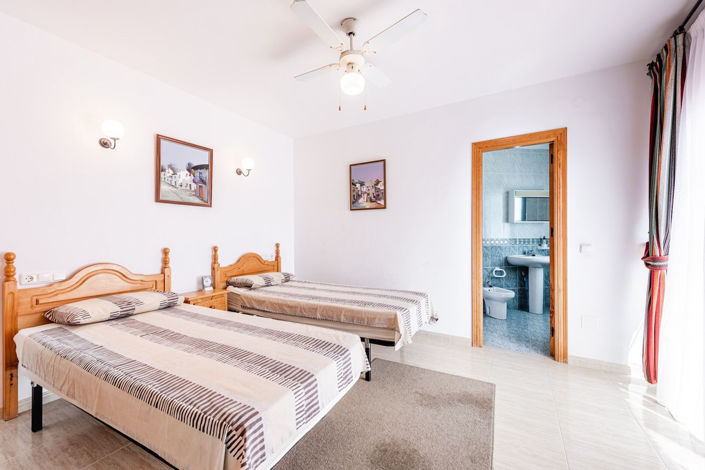 Image No.11-Propriété de 5 chambres à vendre à Nerja