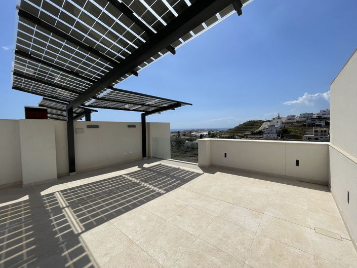 Image No.21-3 Bed Property for sale