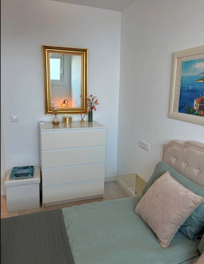 Image No.21-3 Bed Property for sale