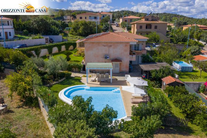 Image No.6-Villa de 6 chambres à vendre à Arzachena