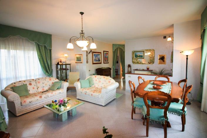 Image No.21-Villa de 6 chambres à vendre à Arzachena
