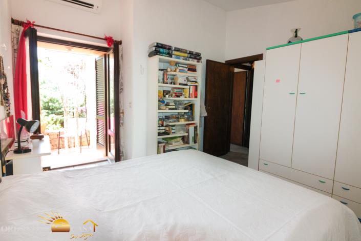 Image No.50-2 Bed Maisonette for sale