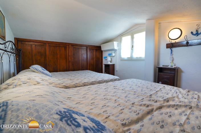 Image No.50-2 Bed Semi-Detached for sale