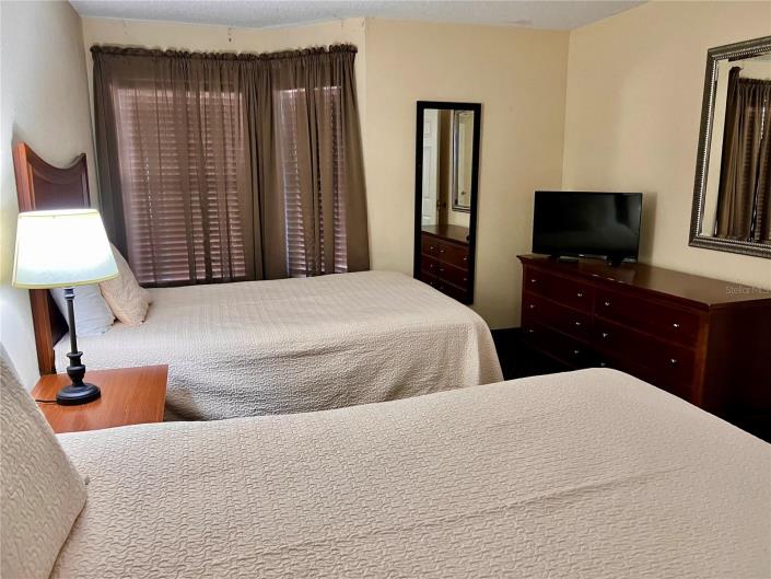 Image No.10-1 Bed Condo for sale