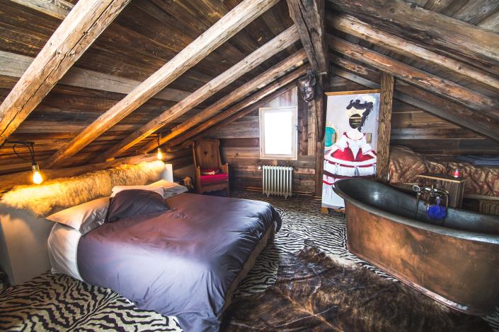 Image No.21-3 Bed Chalet for sale