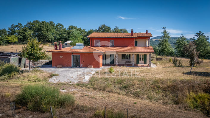 Image No.11-3 Bed Country House for sale