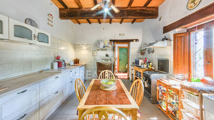 Image No.12-7 Bed Country House for sale