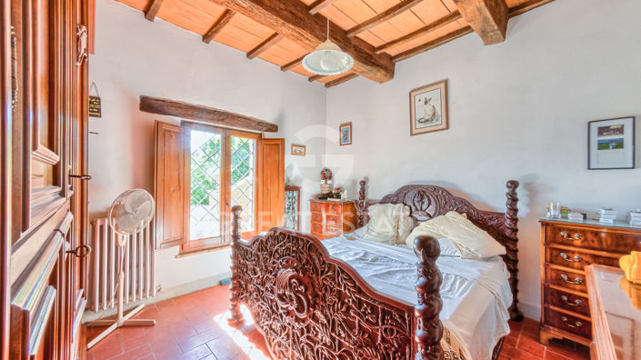 Image No.14-7 Bed Country House for sale