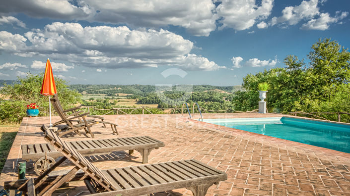 Image No.24-7 Bed Country House for sale