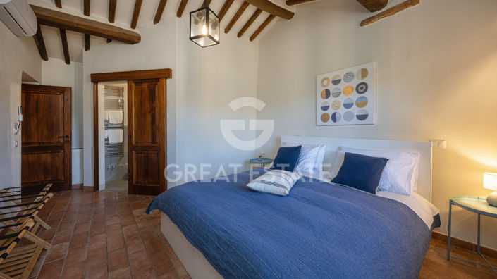 Image No.37-6 Bed Country House for sale