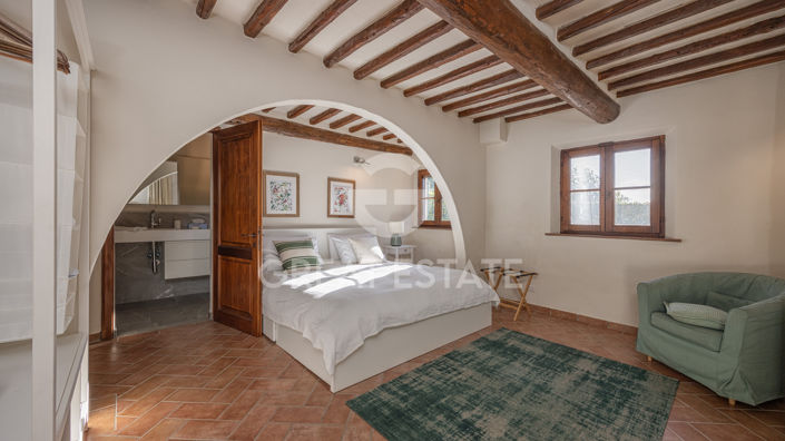 Image No.39-6 Bed Country House for sale