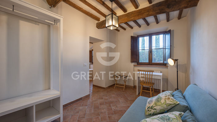 Image No.46-6 Bed Country House for sale