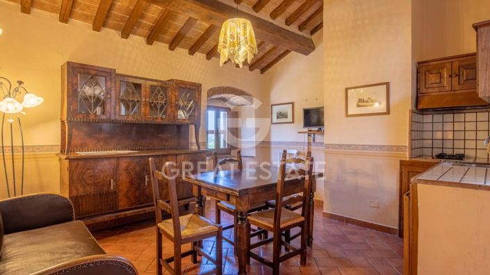 Image No.41-12 Bed Farmhouse for sale