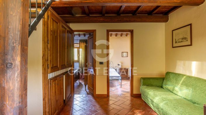 Image No.52-12 Bed Farmhouse for sale