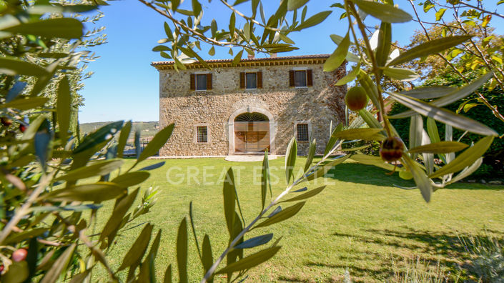 Image No.10-5 Bed Country House for sale