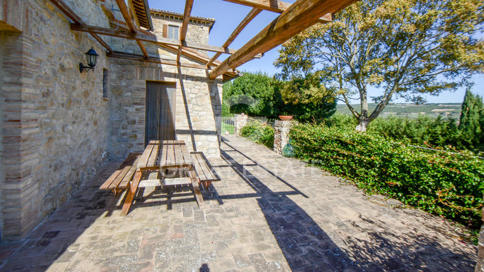 Image No.26-5 Bed Country House for sale