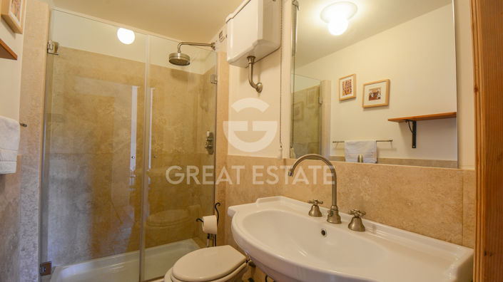 Image No.43-5 Bed Country House for sale