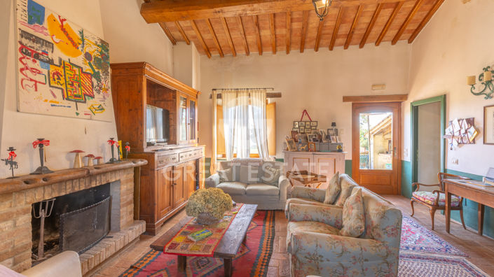 Image No.32-5 Bed Country House for sale