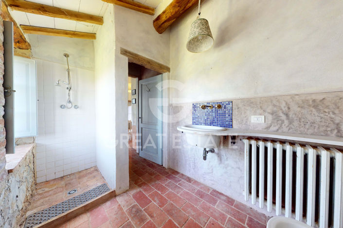 Image No.34-Maison de campagne de 8 chambres à vendre à Montalcino