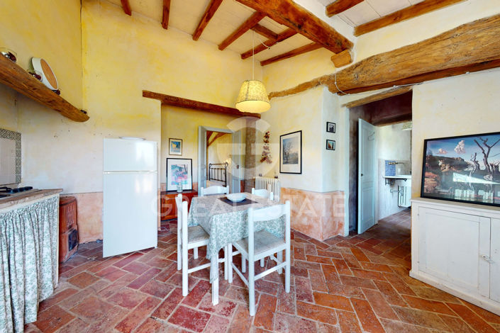 Image No.5-Maison de campagne de 8 chambres à vendre à Montalcino