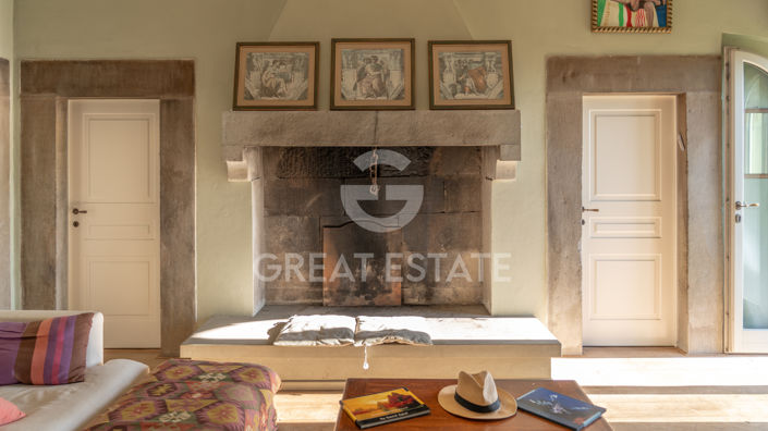 Image No.6-4 Bed Country House for sale