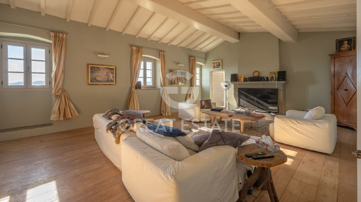 Image No.33-4 Bed Country House for sale