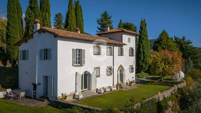 Image No.9-4 Bed Country House for sale