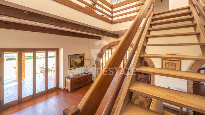 Image No.37-8 Bed Country House for sale
