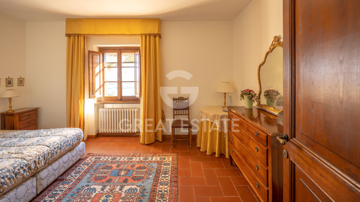 Image No.44-8 Bed Country House for sale