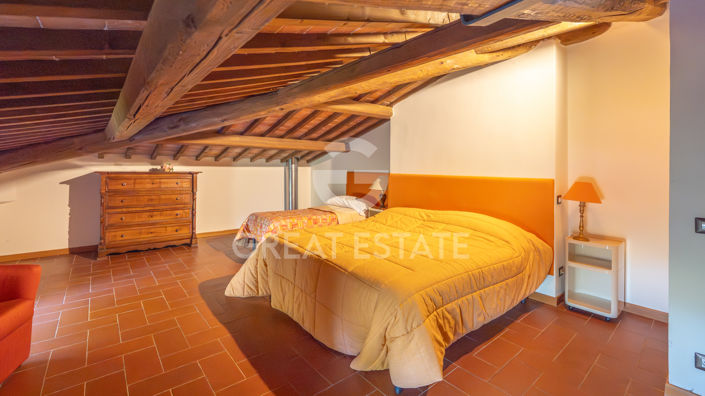 Image No.49-8 Bed Country House for sale