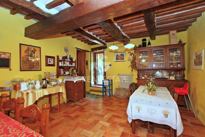 Image No.19-5 Bed Country House for sale