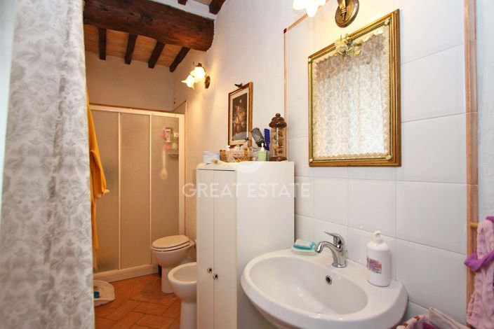Image No.32-5 Bed Country House for sale