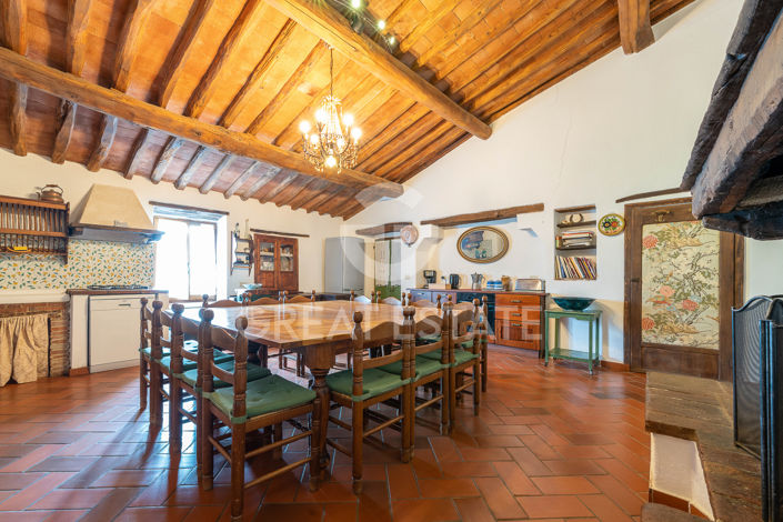 Image No.6-Maison de campagne de 19 chambres à vendre à Florence
