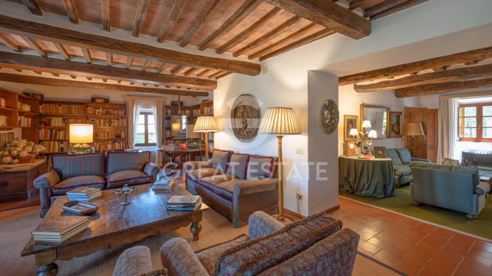 Image No.3-9 Bed Country House for sale